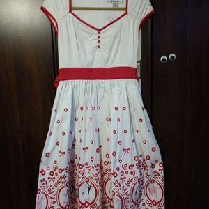 Disney dress Mary Poppins